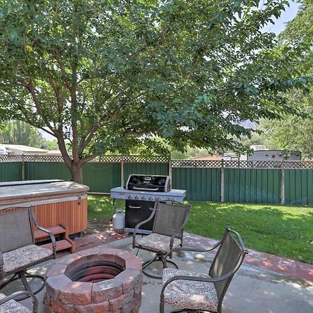 Red Rock Rambler Moab Home With Hot Tub And Views! Zewnętrze zdjęcie