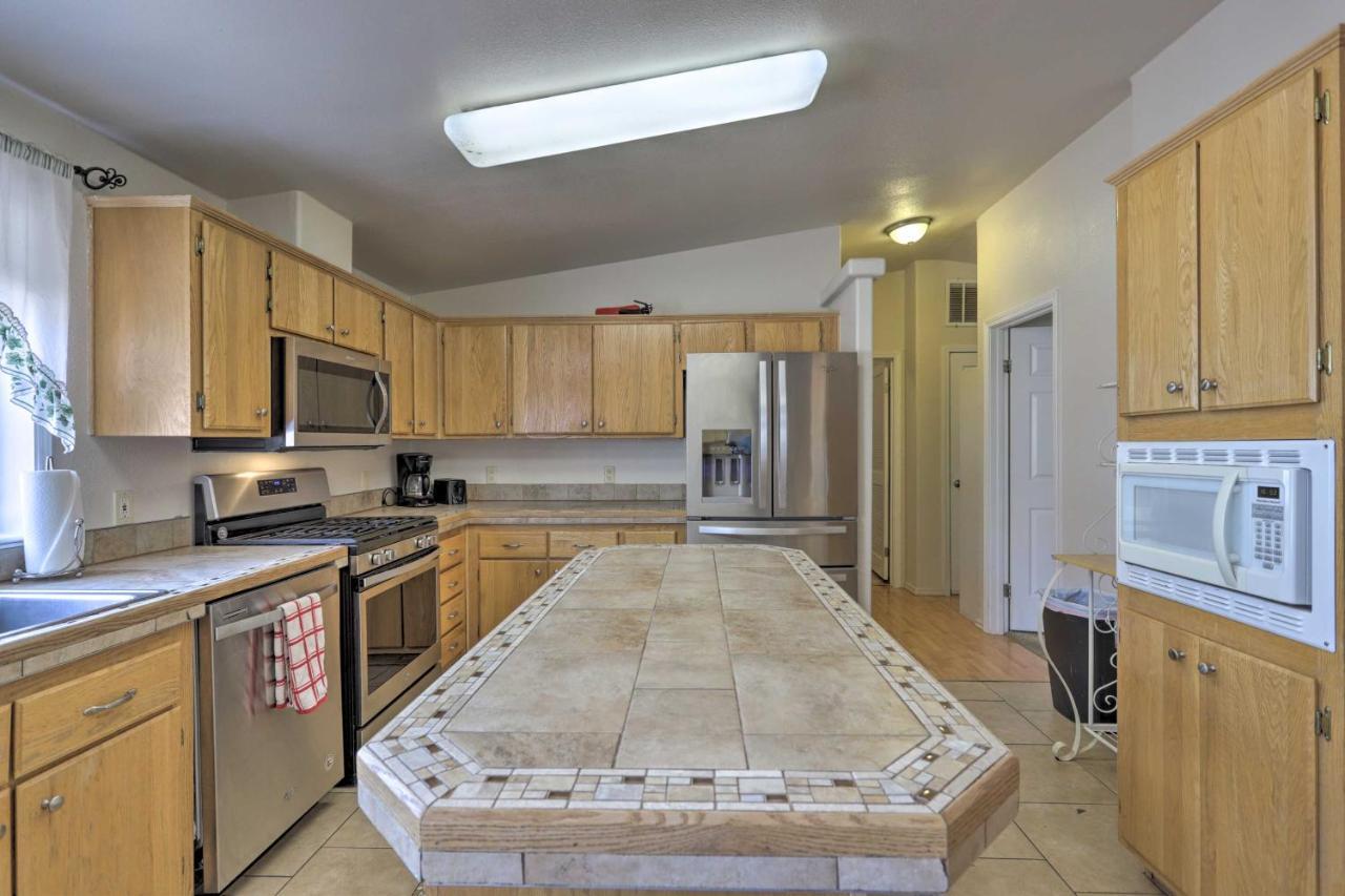Red Rock Rambler Moab Home With Hot Tub And Views! Zewnętrze zdjęcie