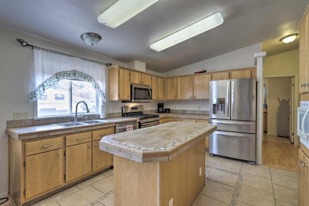 Red Rock Rambler Moab Home With Hot Tub And Views! Zewnętrze zdjęcie